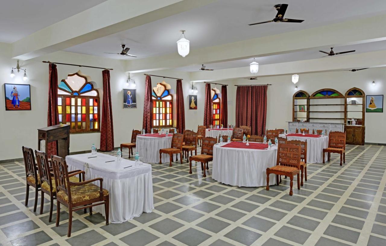 Pushkar Fort - Luxury Heritage Resort מראה חיצוני תמונה