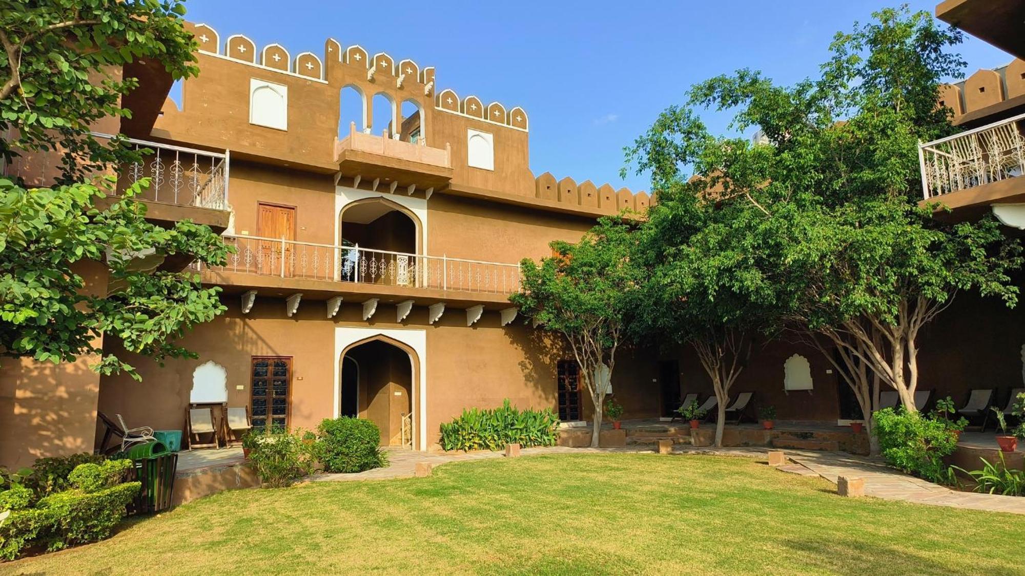 Pushkar Fort - Luxury Heritage Resort מראה חיצוני תמונה